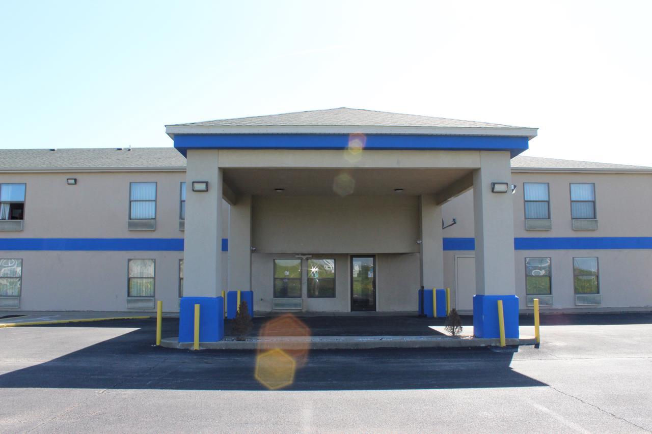 Super 8 By Wyndham Hotel Chenoa