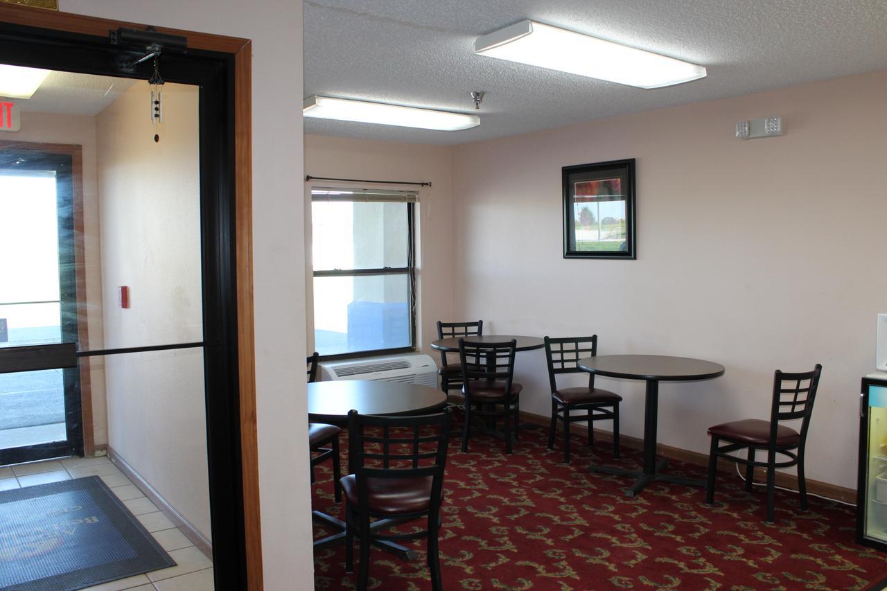 Super 8 By Wyndham 2* Chenoa