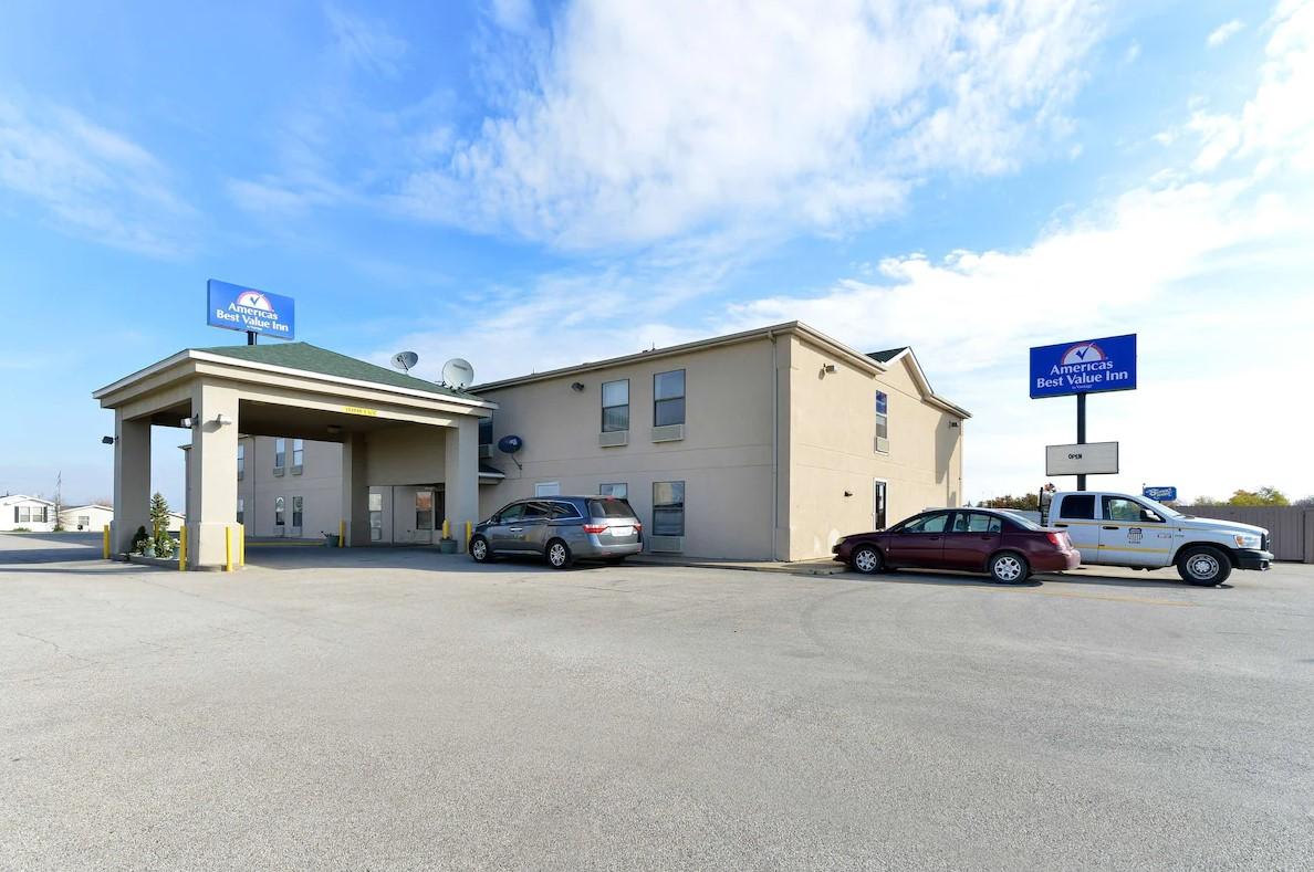 Hotel Super 8 By Wyndham 2*