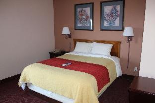 Super 8 By Wyndham Hotel 2*